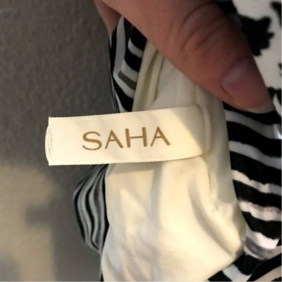 Saha Waterlily Shadow One Piece Swimsuit - Picture 6 of 12